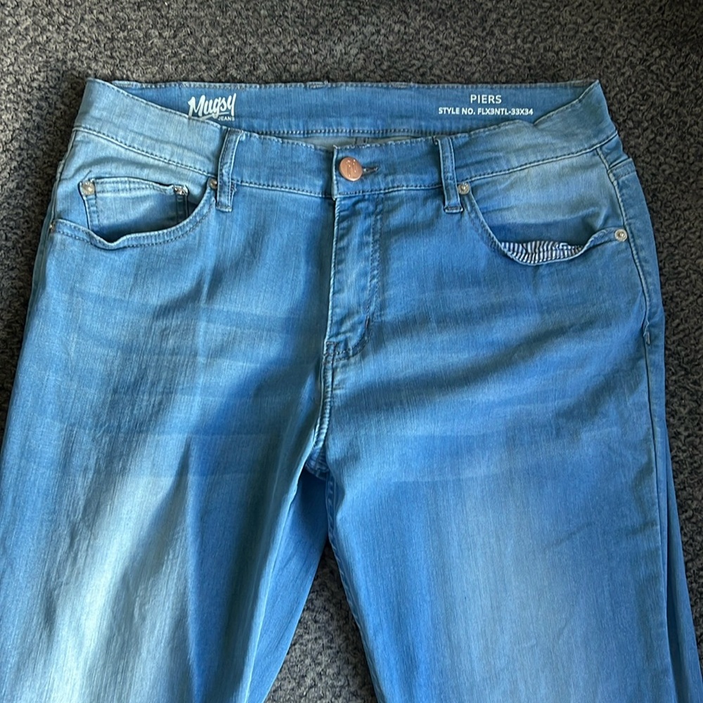 Blue Slim Straight Jeans for Effortless Style